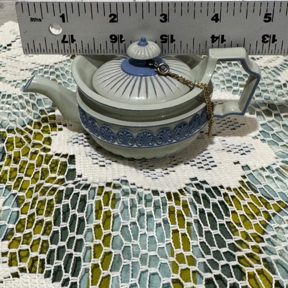 Vintage Hand Painted Ceramic Nina Mayer Teapot No. 6-41 Collectable - Picture 11 of 12